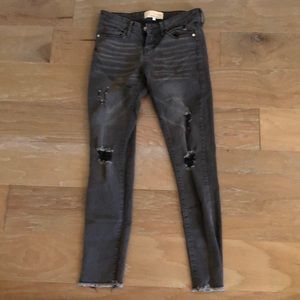 Black ripped skinny jeans